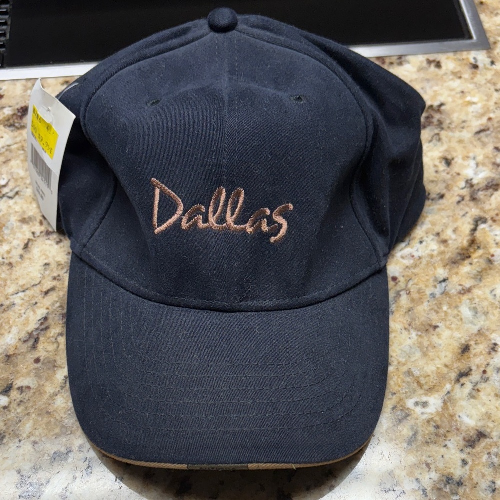 Black Dallas Cap